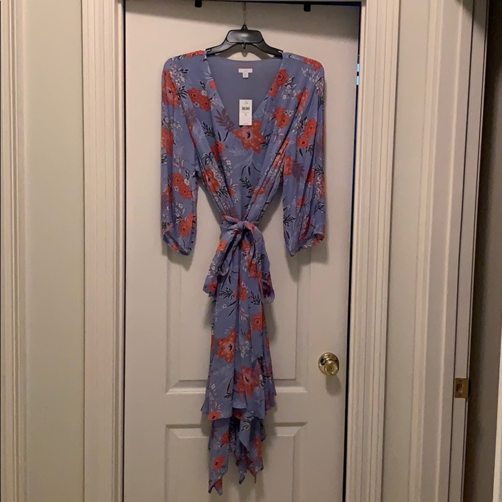 Flirty, easy wear, pull over, v-neck  JJill Dress